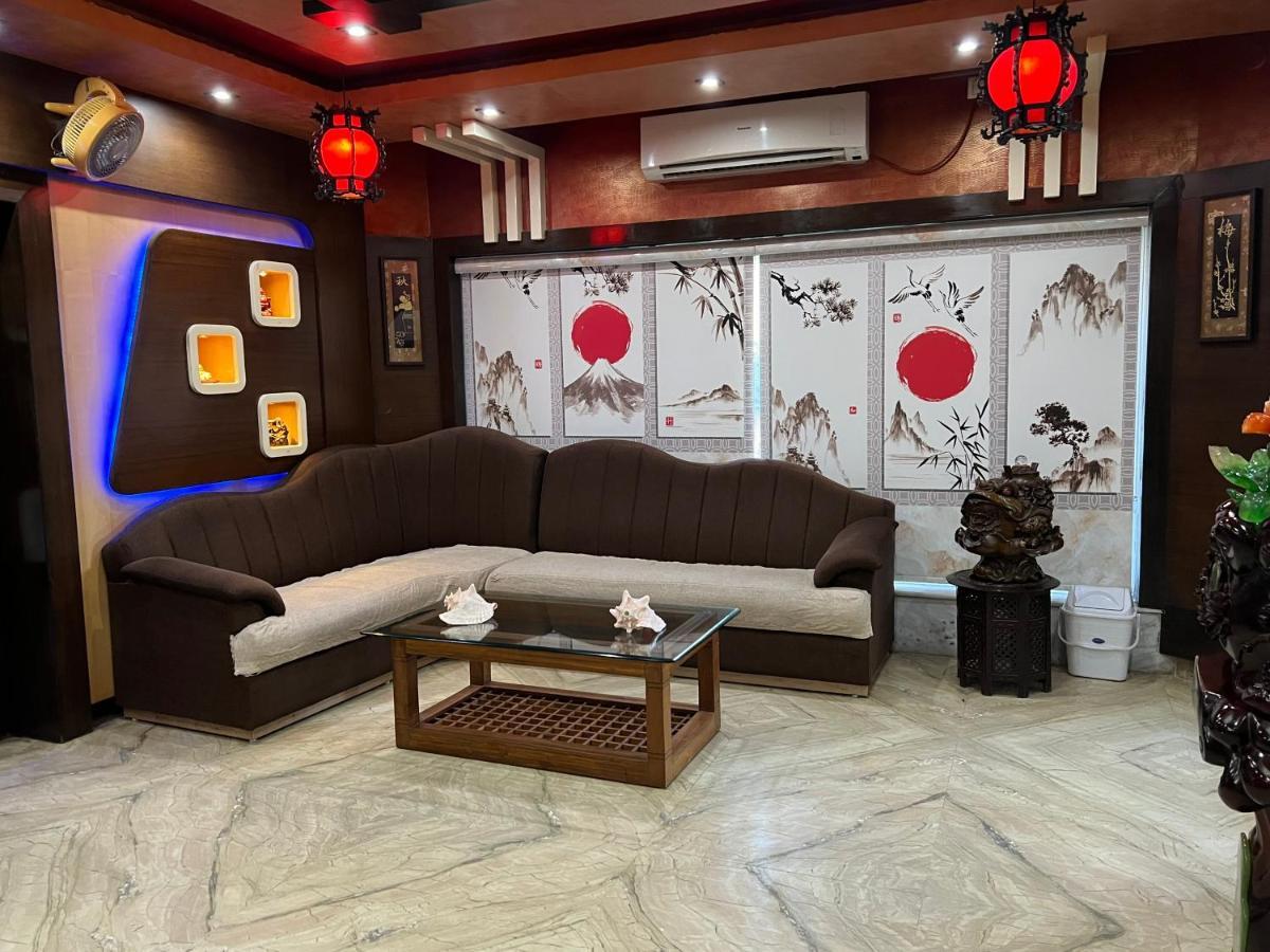 Hotel Lee Garden Near To Blue Flag Beach 500 Mtrs Пури Екстериор снимка