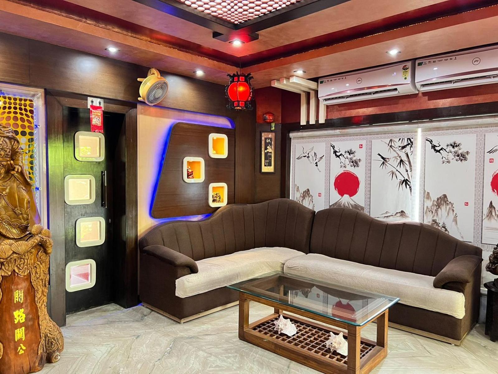 Hotel Lee Garden Near To Blue Flag Beach 500 Mtrs Пури Екстериор снимка
